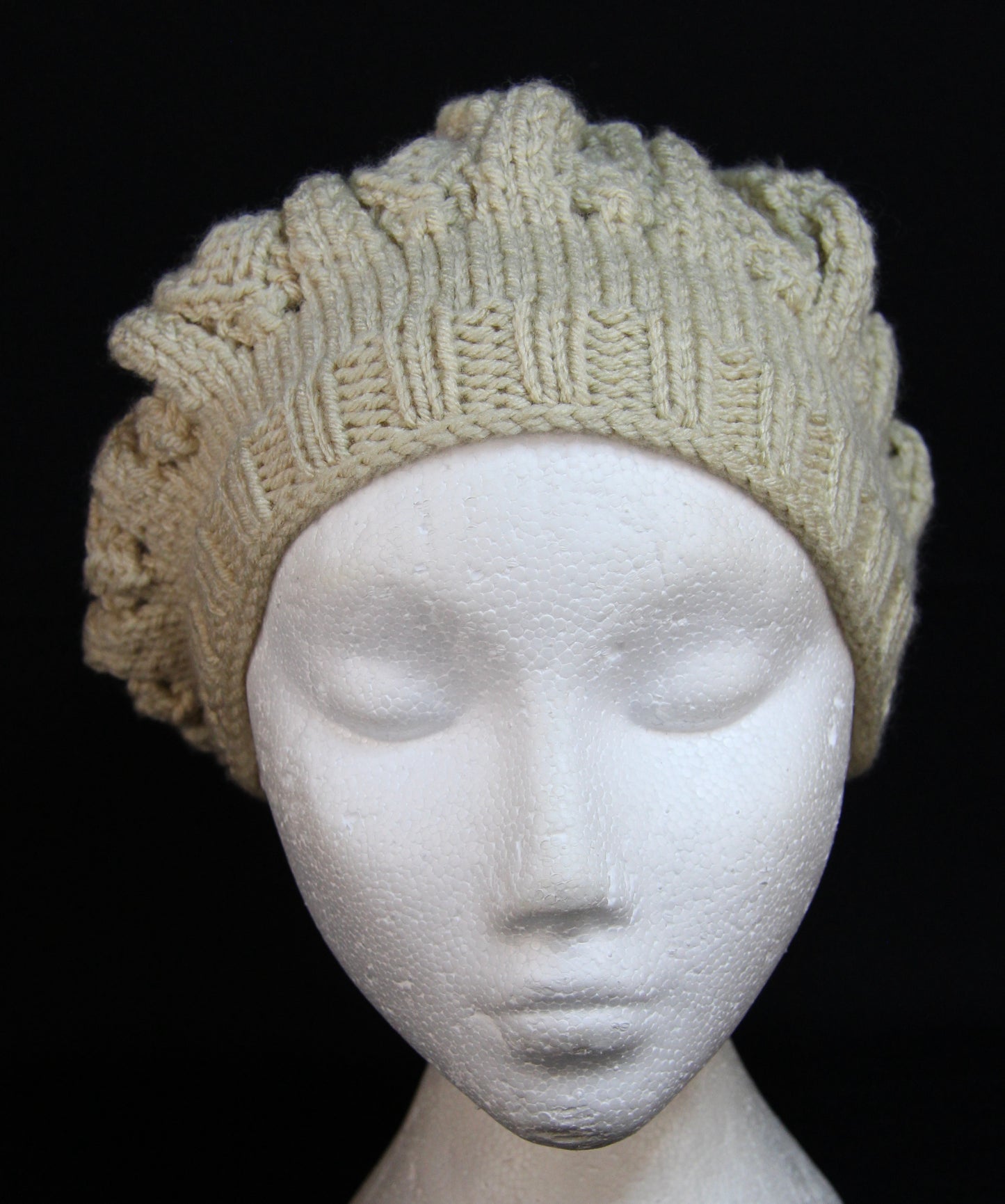 Chantilly Cream Leaves Tam